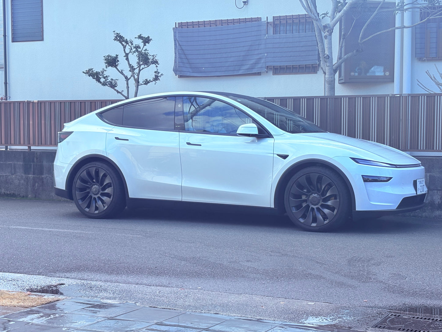 Low form spring kit for ModelY